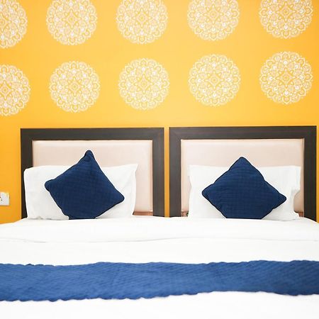 Hotel Tanvi Premium Residency Near Artemis Hospital, Gurugram à Gurgaon Extérieur photo